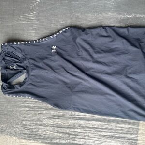 Under armour tank